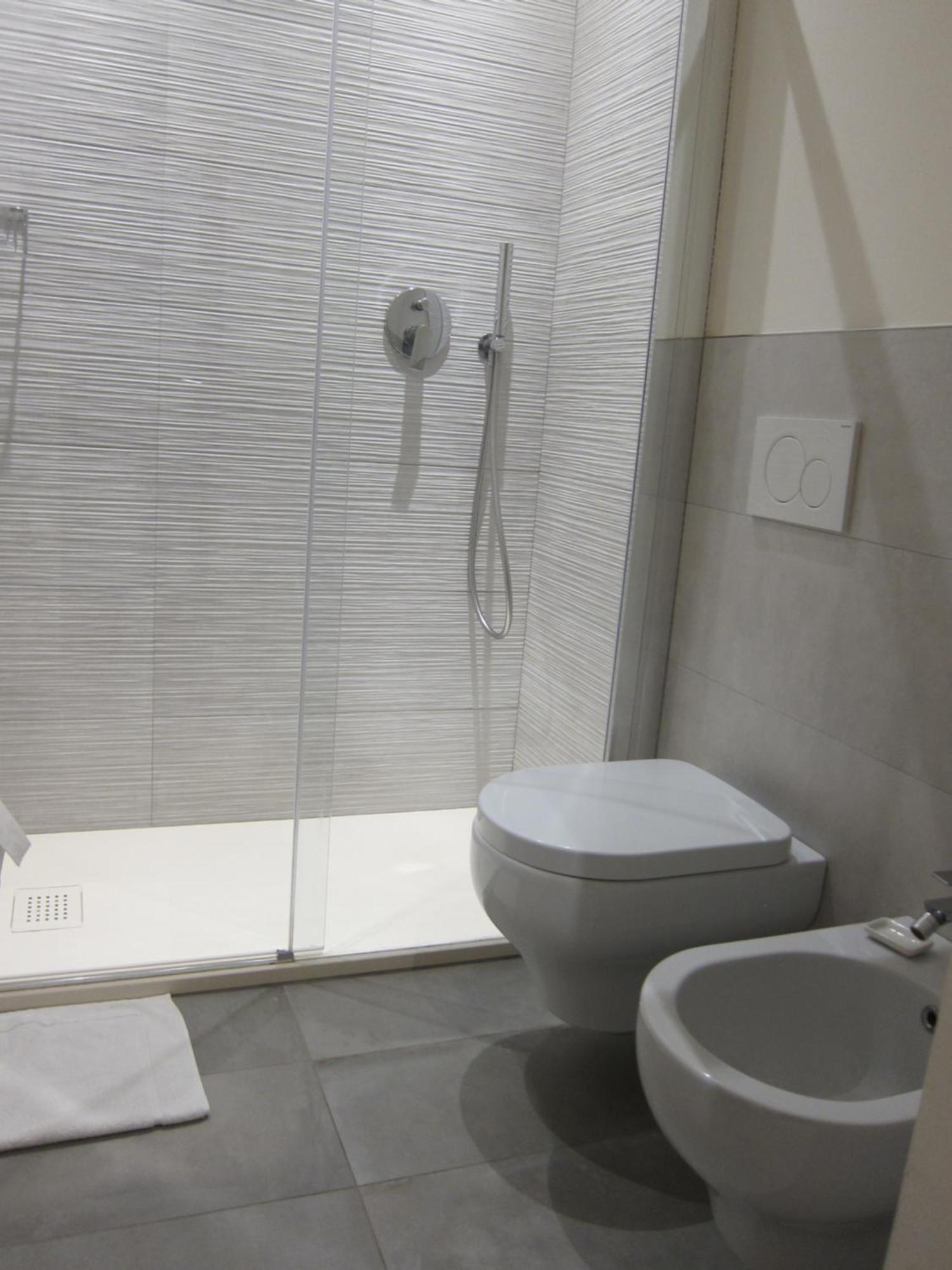 A Casa Di Enrico E Luzme Bed & Breakfast Florence Luaran gambar